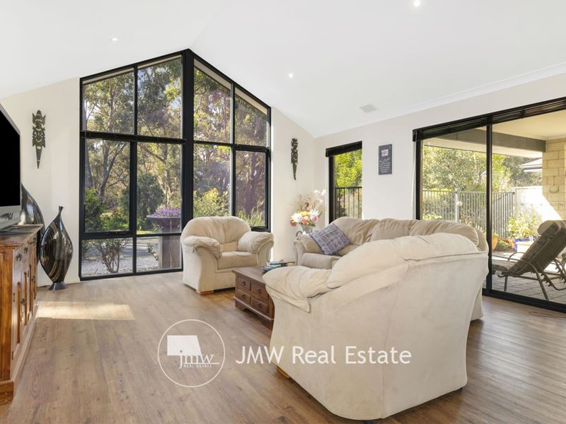 31 Monclair Circuit, Dunsborough