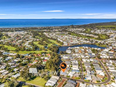 31 Monclair Circuit, Dunsborough WA 6281