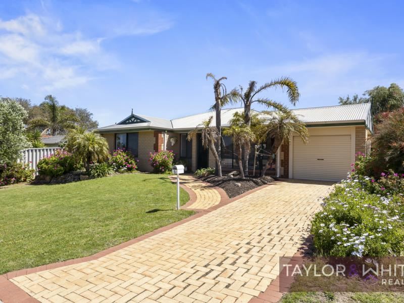 5 Elkington Mews, Clarkson