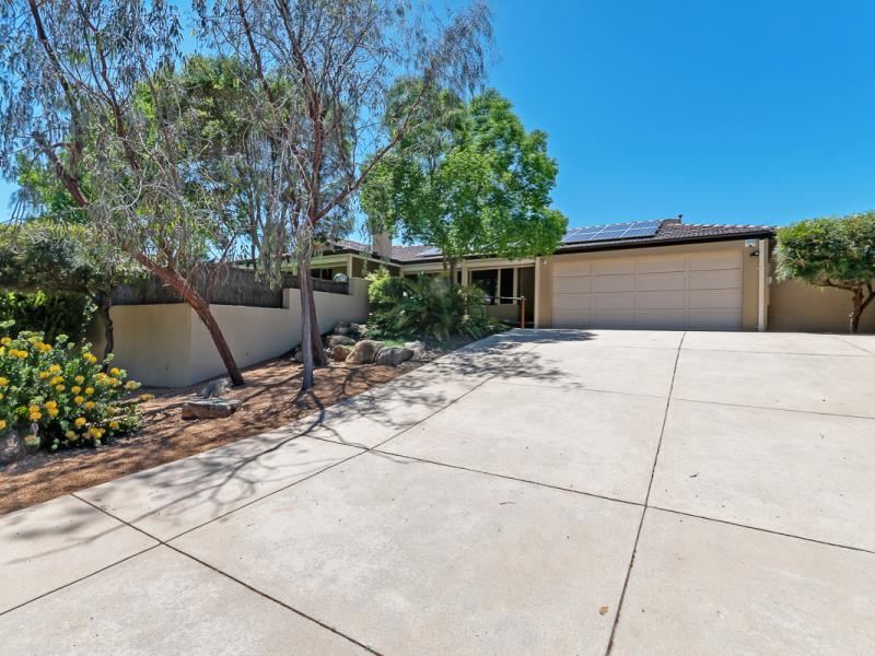52 Monyash Road, Carine