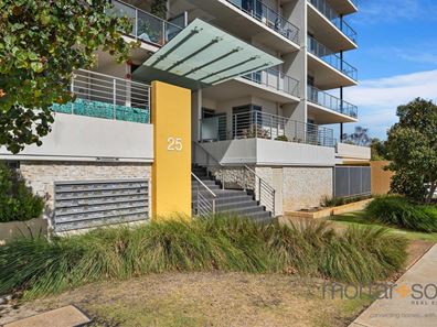 Unit 206/25 Malata Cres, Success WA 6164