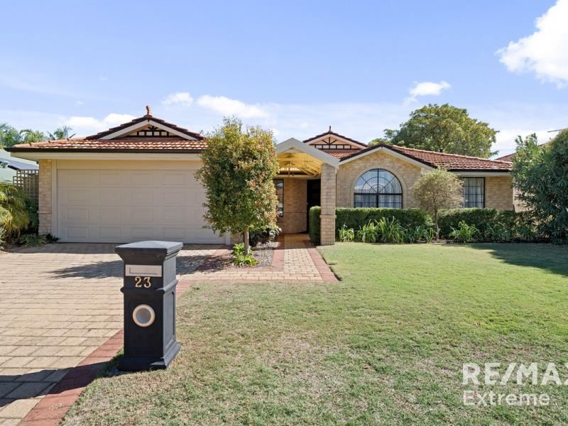 23 Camelot Grove, Carramar