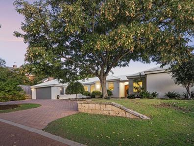 10 Langtry View, Mount Claremont WA 6010