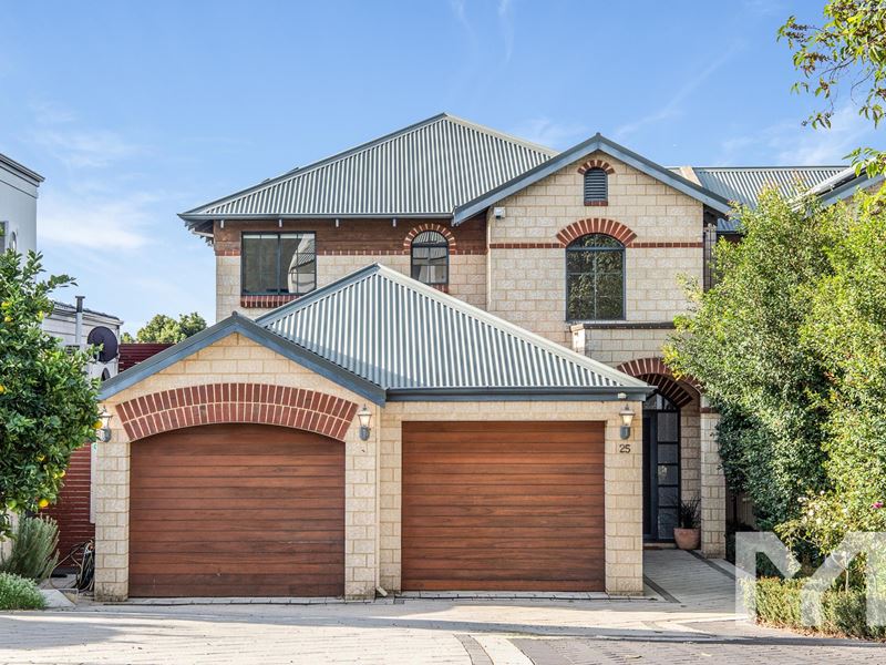 25 Davidson Road, Attadale