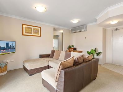 57/122 Mounts Bay Road, Perth WA 6000