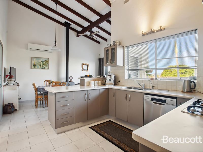 2 Rothbury Road, Embleton