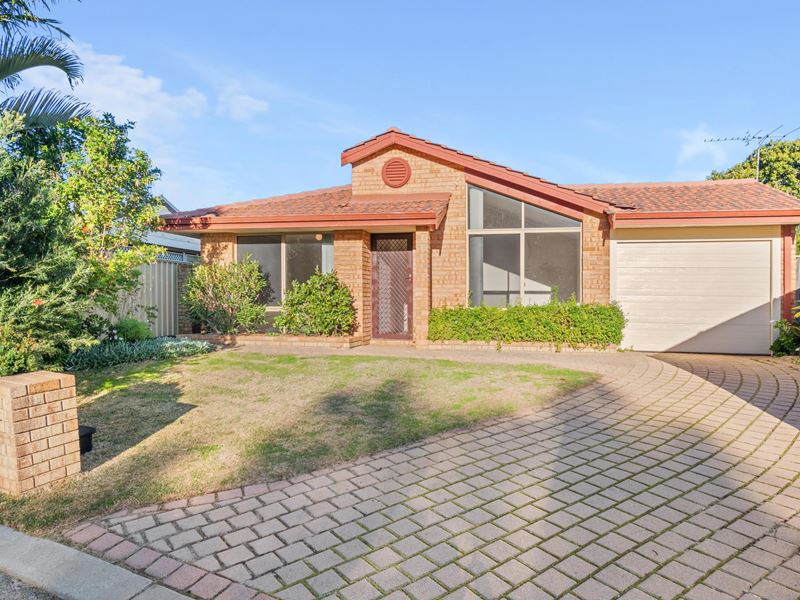 32 River Bank Drive, Gosnells