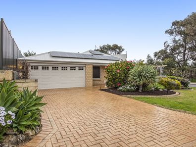 15 Bluestone Parkway, Secret Harbour WA 6173