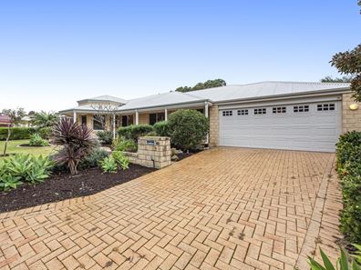 15 Bluestone Parkway, Secret Harbour WA 6173