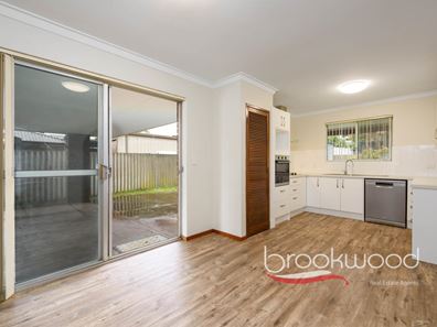 5 Watton Court, Swan View WA 6056