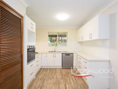 5 Watton Court, Swan View WA 6056