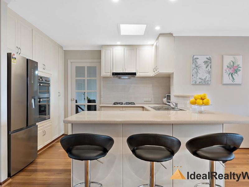 32 Darian Drive, Willetton