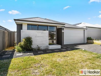 26 Bromley Road, Wellard WA 6170