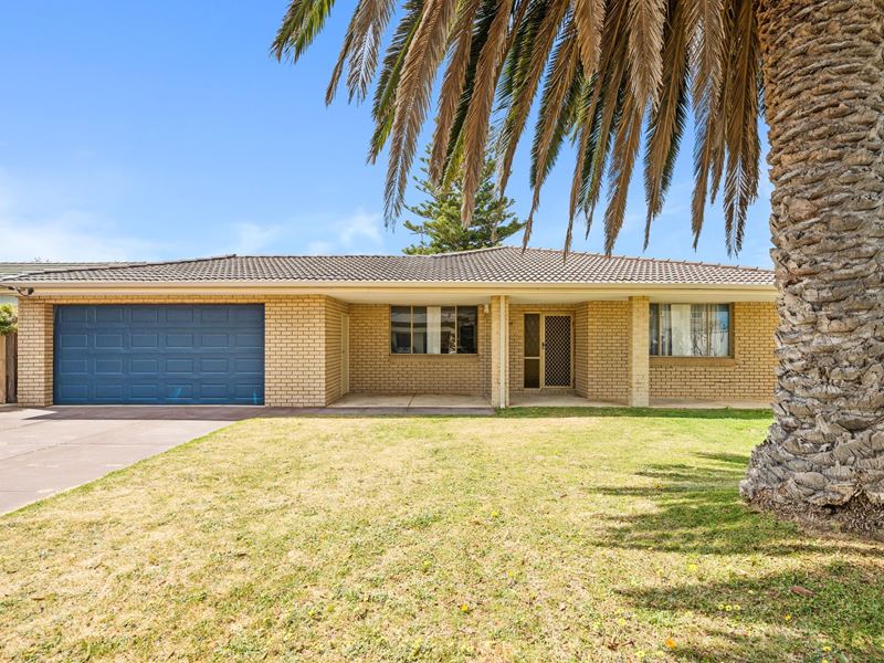 24 Parmelia Way, Madora Bay WA 6210