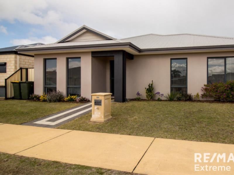 43 Oakpark Green, Clarkson WA 6030