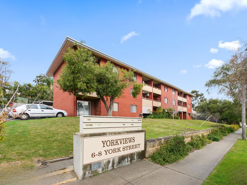 13/6 York street, Inglewood WA 6052