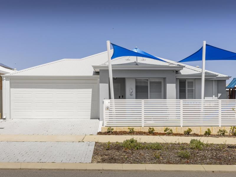 4 Spinosa Chase, Jindalee