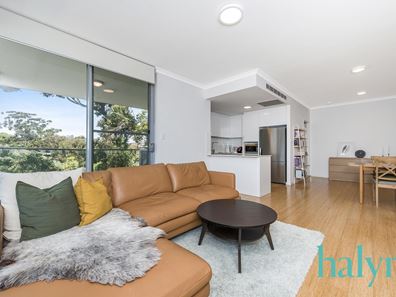 18/271 Selby Street, Churchlands WA 6018