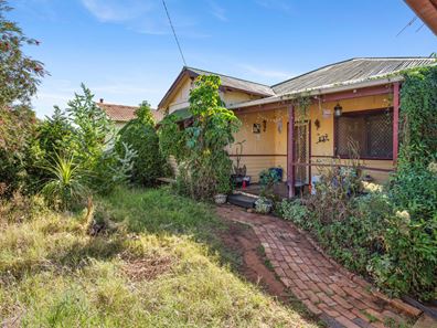 96 Wittenoom Street, West Lamington WA 6430