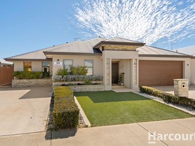 39 Solandri Turn, Halls Head WA 6210