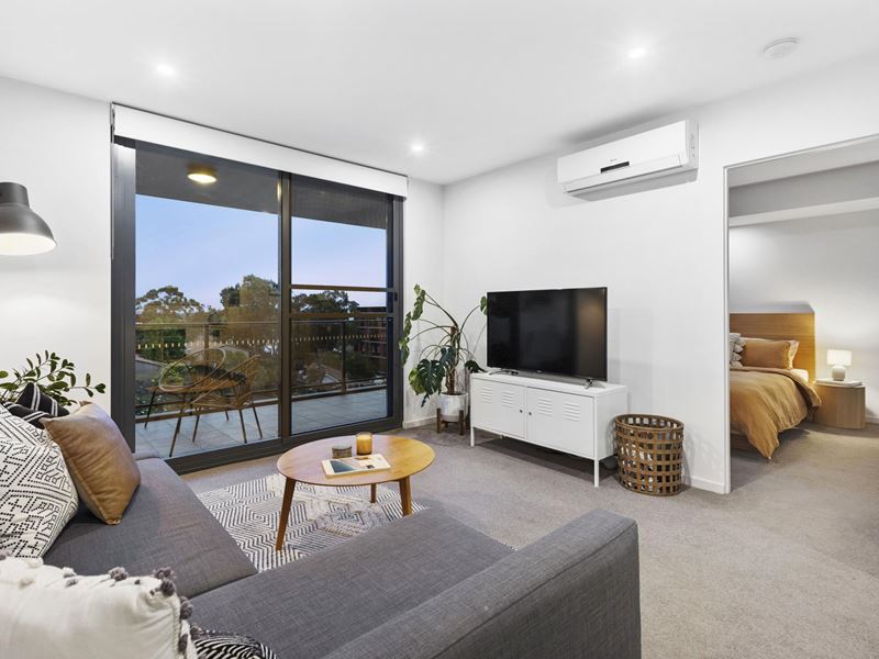 104/172 Railway Parade, West Leederville