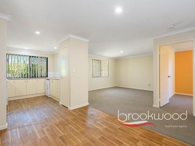 33/11 Elvire Street, Viveash WA 6056