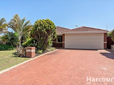 14 Malibu Point, Halls Head WA 6210