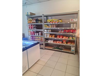 Food/Hospitality - Well Presented Deli / Lunch Bar