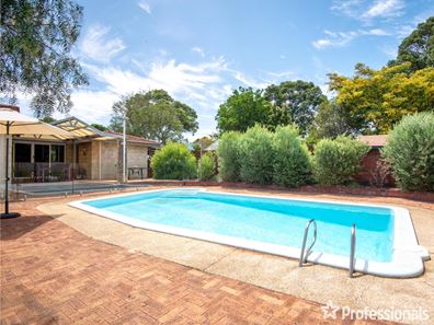 35 Bailey Road, Lesmurdie WA 6076