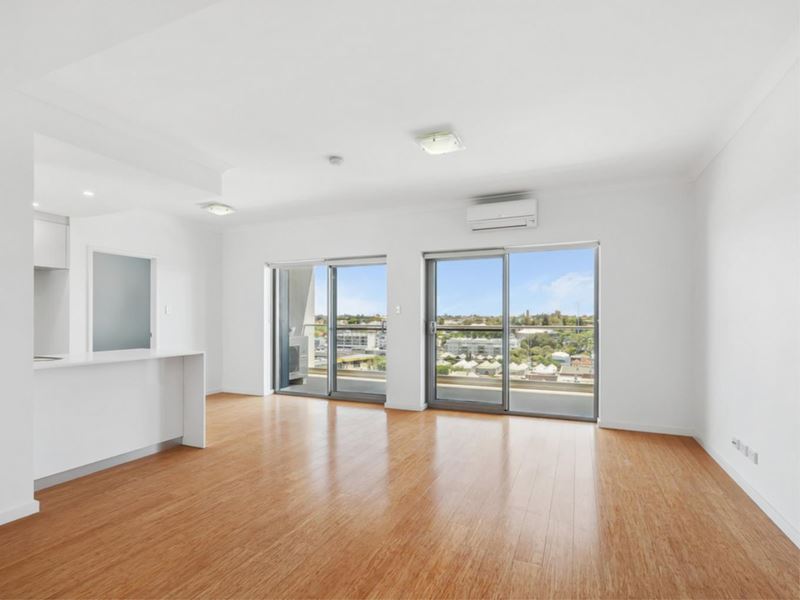 73/33 Newcastle Street, Perth