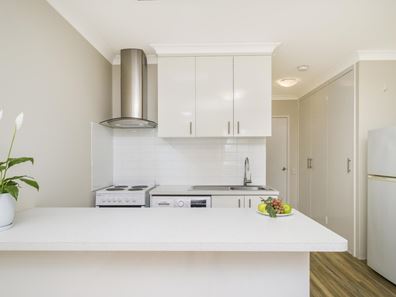 131/7 Harman Road, Sorrento WA 6020