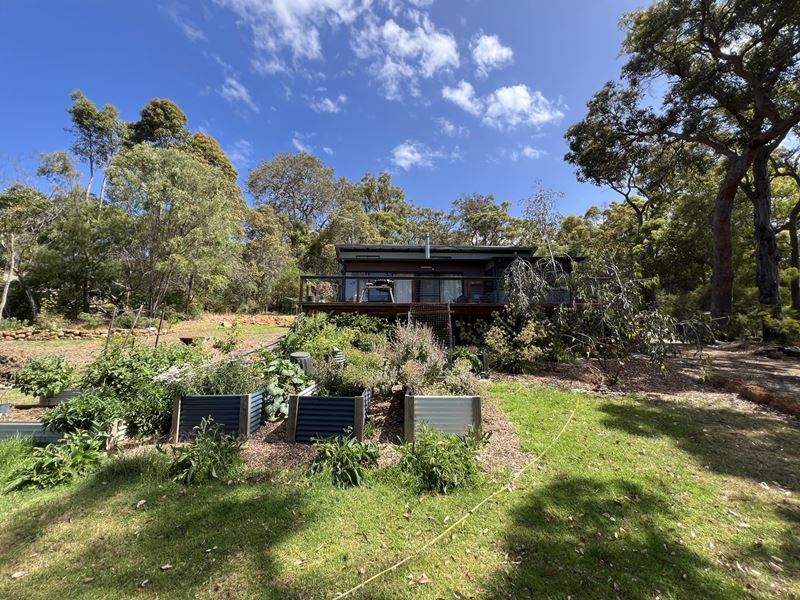 13 Coughlan Grove, Ocean Beach WA 6333