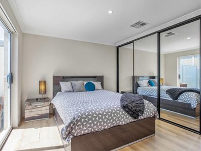 8 Loa Close, Southern River WA 6110