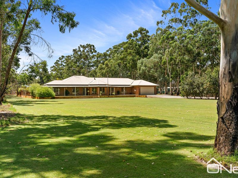 11 Lorenz Way, Oakford