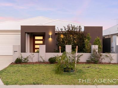 16 Yarrow Street, Treeby WA 6164