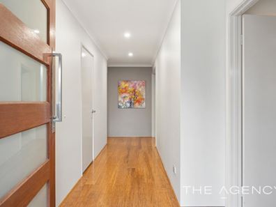 16 Yarrow Street, Treeby WA 6164