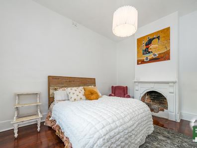 154 Hampton Road, Beaconsfield WA 6162