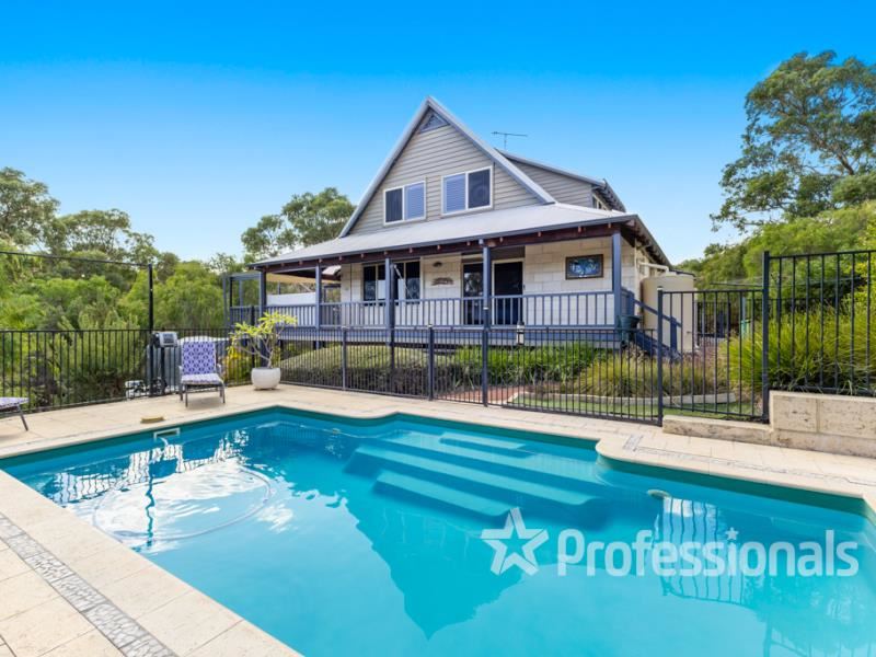 4 Wells Court, Leschenault WA 6233