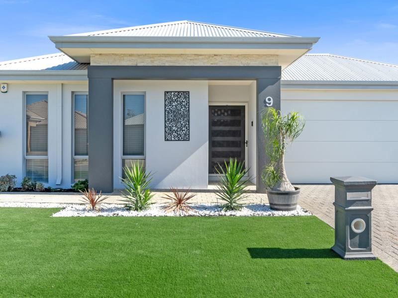 9 Albedo Chase, Eglinton WA 6034