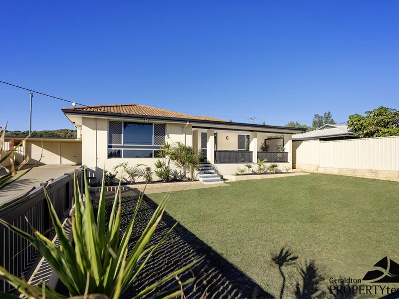30 Roebuck Street, Mahomets Flats WA 6530