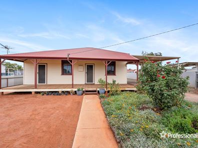 102 Moran Street, Victory Heights WA 6432