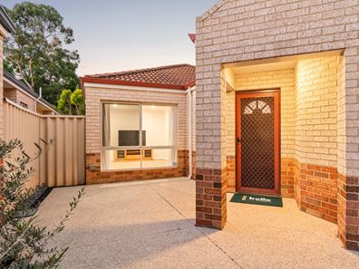 38A Henning Crescent, Manning WA 6152