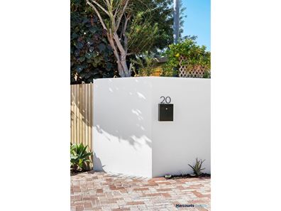 20 Ostend Road, Scarborough WA 6019