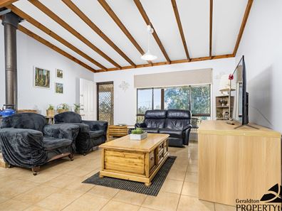 6 Hosken Street, Northampton WA 6535