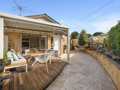 8/15 Ewen Street, Scarborough WA 6019