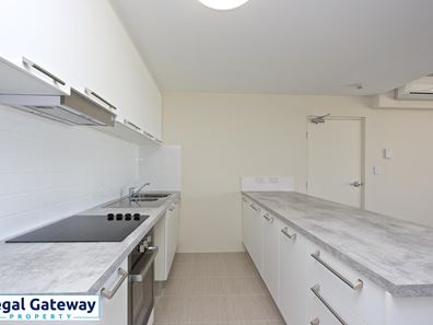 30/55 Flourish Loop, Atwell WA 6164