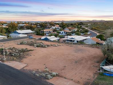 37 Meares Drive, Point Samson WA 6720