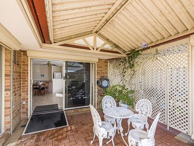 2/17 Gonville Green, Port Kennedy WA 6172