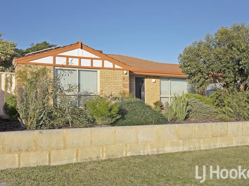 35 Casuarina Drive, Halls Head WA 6210
