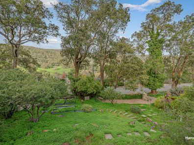 62 Croyden Road, Roleystone WA 6111
